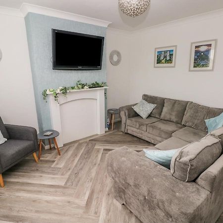 Villa Cwtch Ar Y Mor Burry Port Esterno foto
