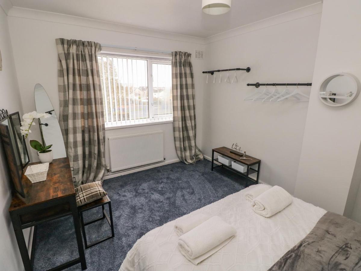 Villa Cwtch Ar Y Mor Burry Port Esterno foto
