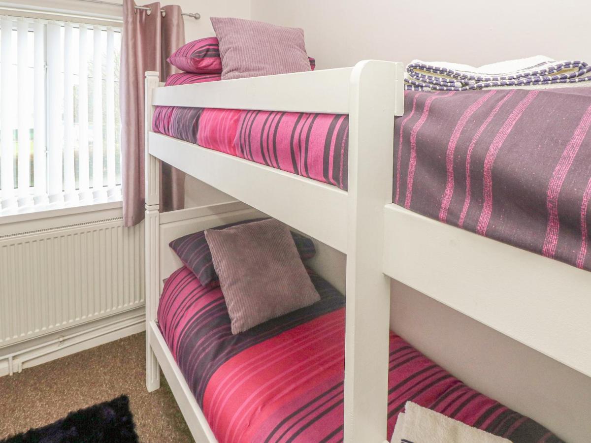 Villa Cwtch Ar Y Mor Burry Port Esterno foto